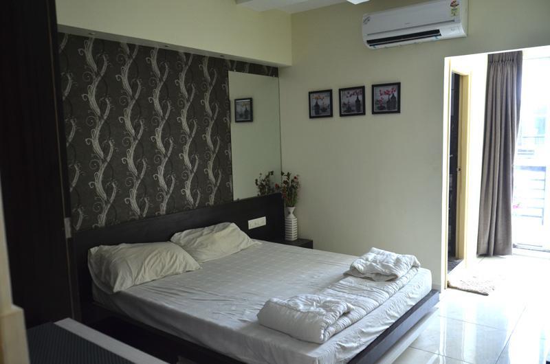 Hotel The Grand Parshwanath Sankeshvar Exterior foto
